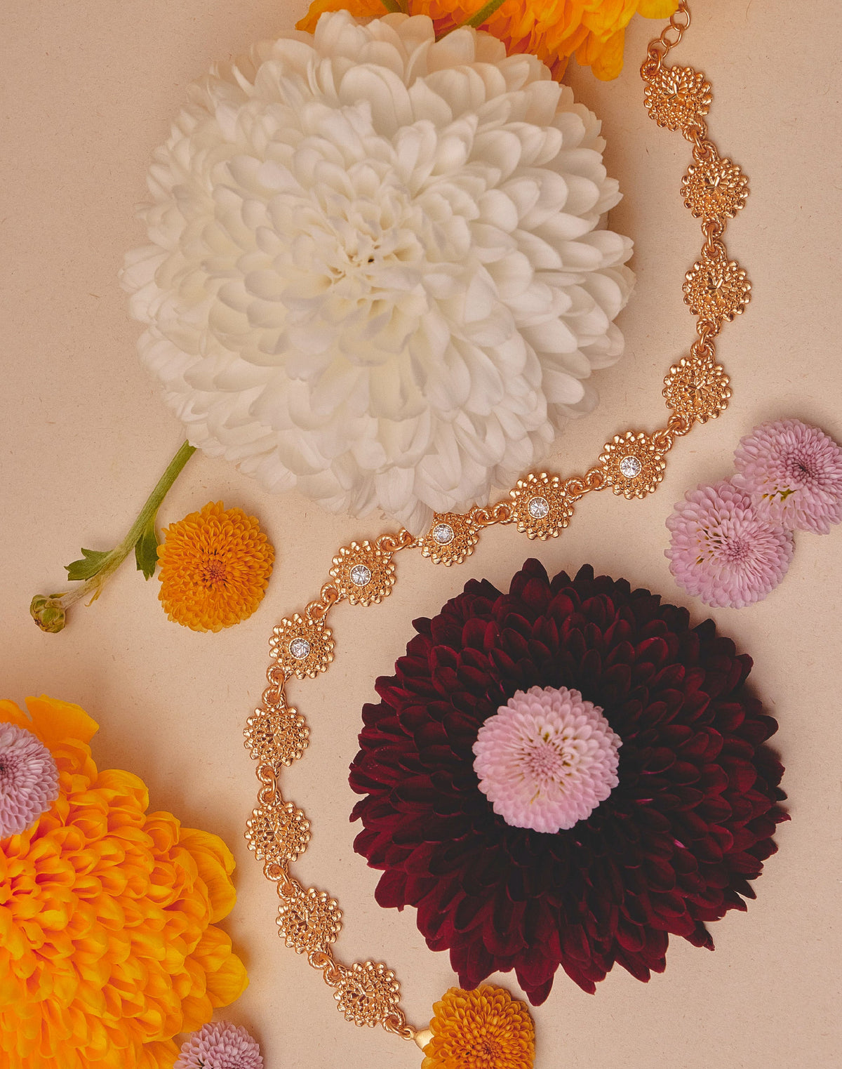 Chrysanthemum Choker & Stud Earrings Set