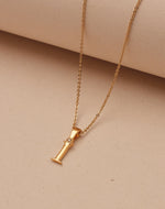 Collar de Letras Serif