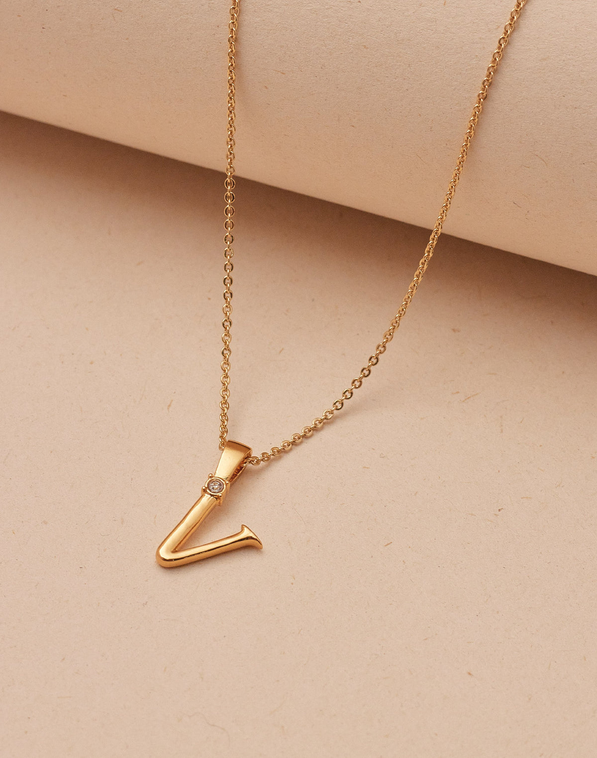 Collar de Letras Serif