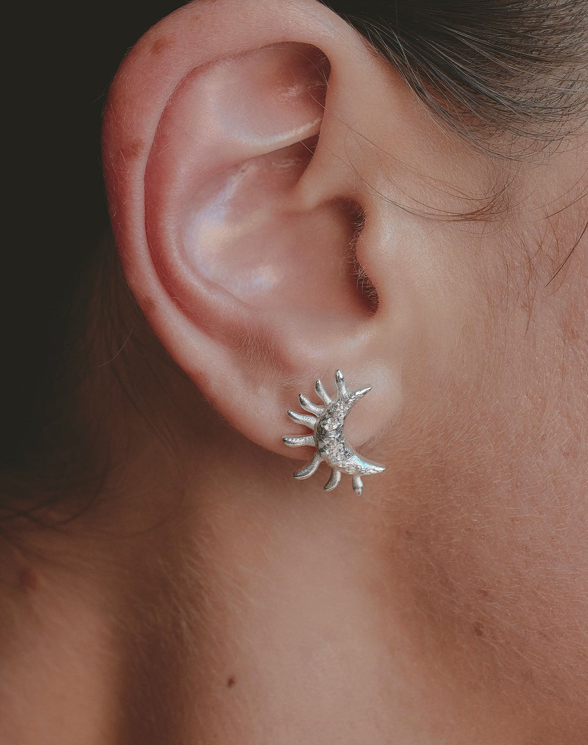 Set Collar + Aretes Sol y Luna