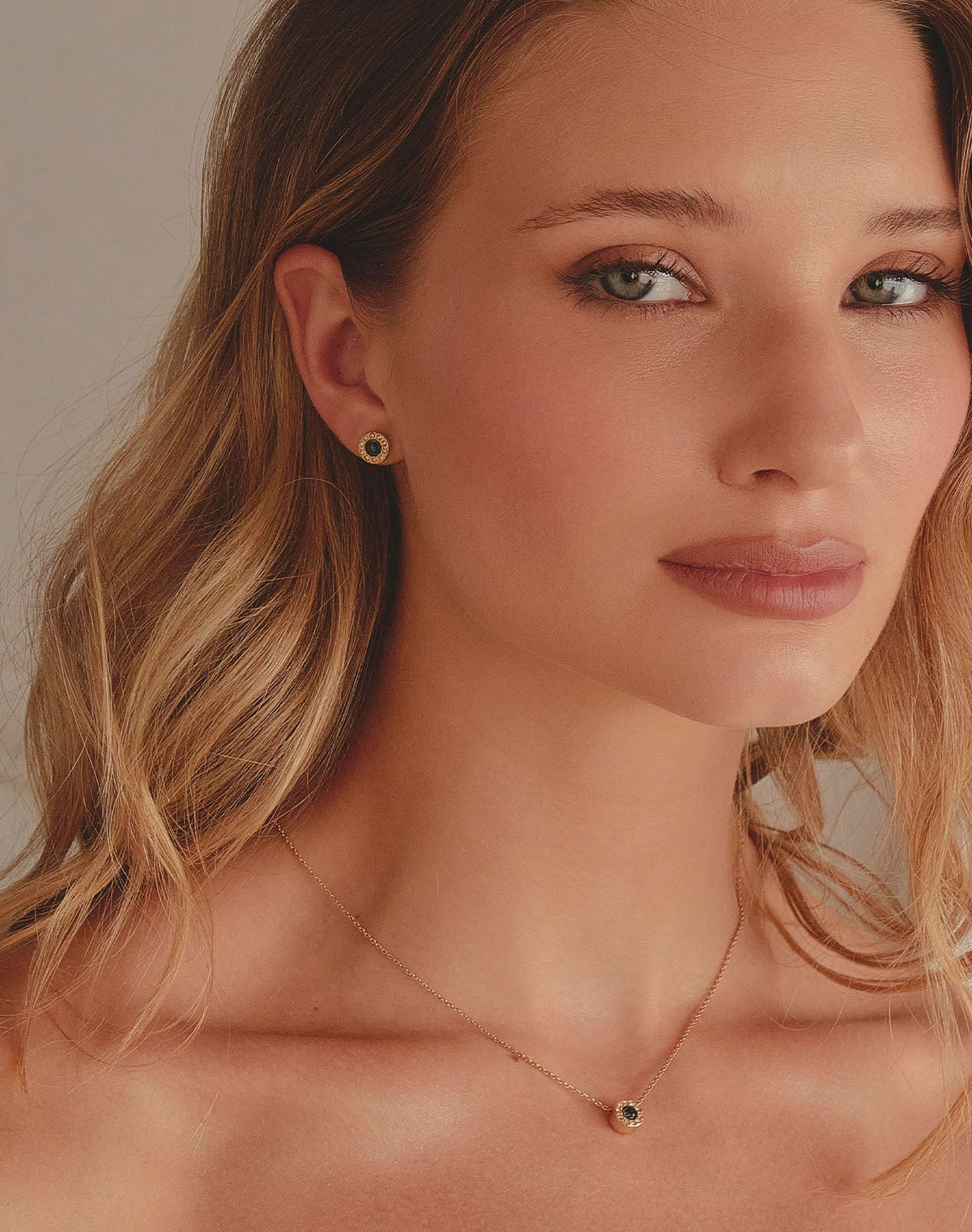 Set de Collar + Aretes Amelia