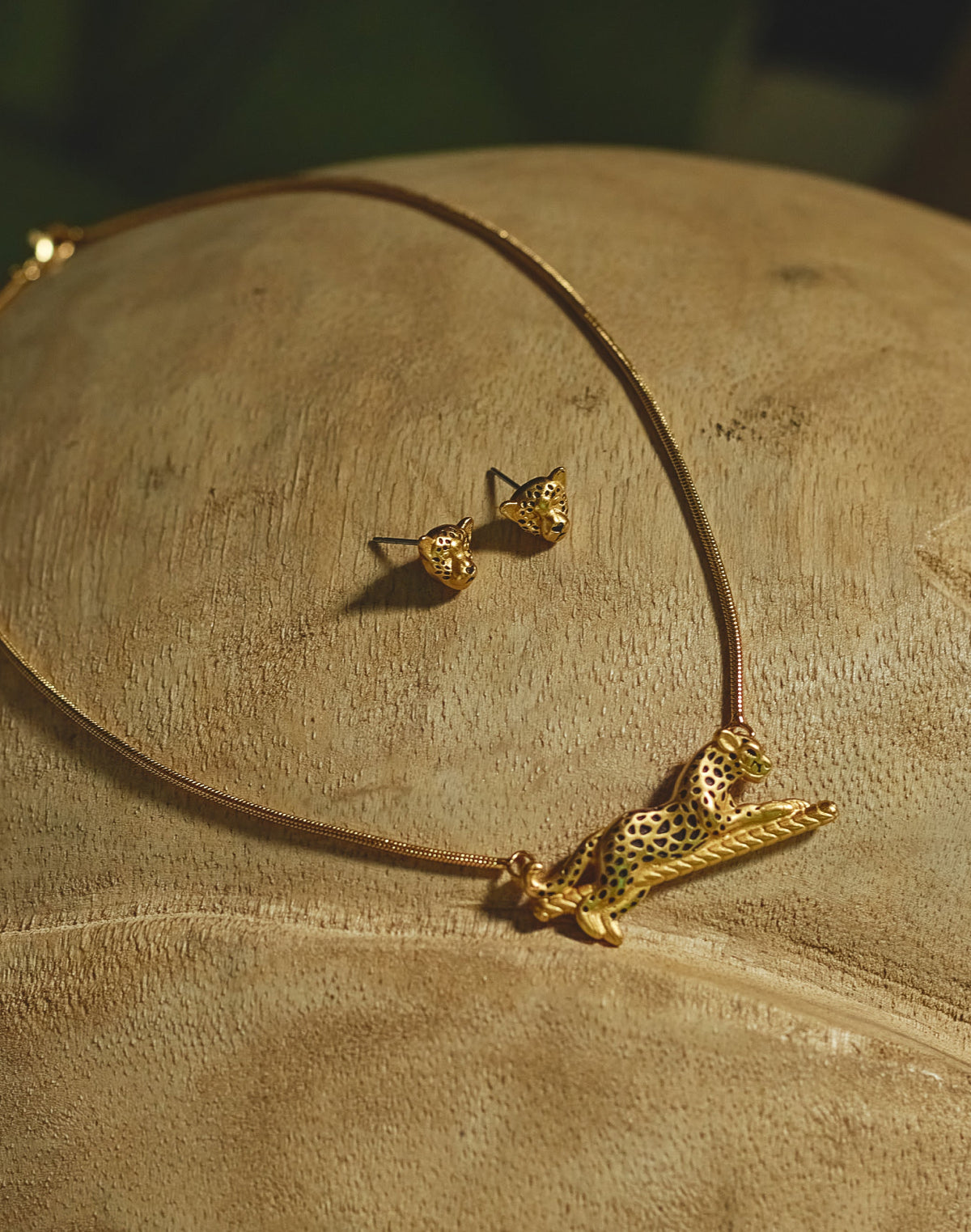 Jaguar Stud Earrings & Necklace Set